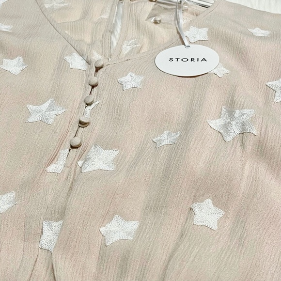 📌 STORIA Stars Sexy Up-Market Silky Romper Statement Sleeves Lined Ruffle Trim - Picture 8 of 11